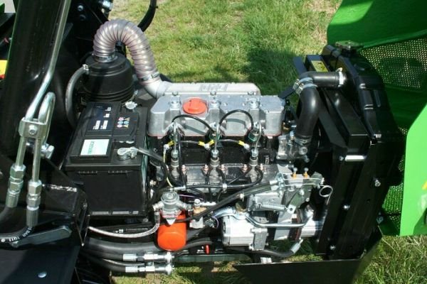 Двигатель ламборджини мтз. Двигатель Ламборджини МТЗ 320. Двигатель Lombardini LDW 1603. Мини трактор LDW 1603. МТЗ-320 LDW-1503/1603.