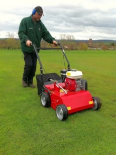   Redexim Pedestrian Scarifier S510