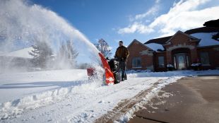Ariens SNO-THRO ST24LE DELUXE
